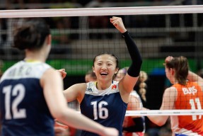 库里命中七记三分率队晋级，库里命中了多少记三分