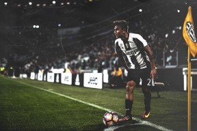 换人策略灵活，关键时刻屡建奇功，新的换人规则