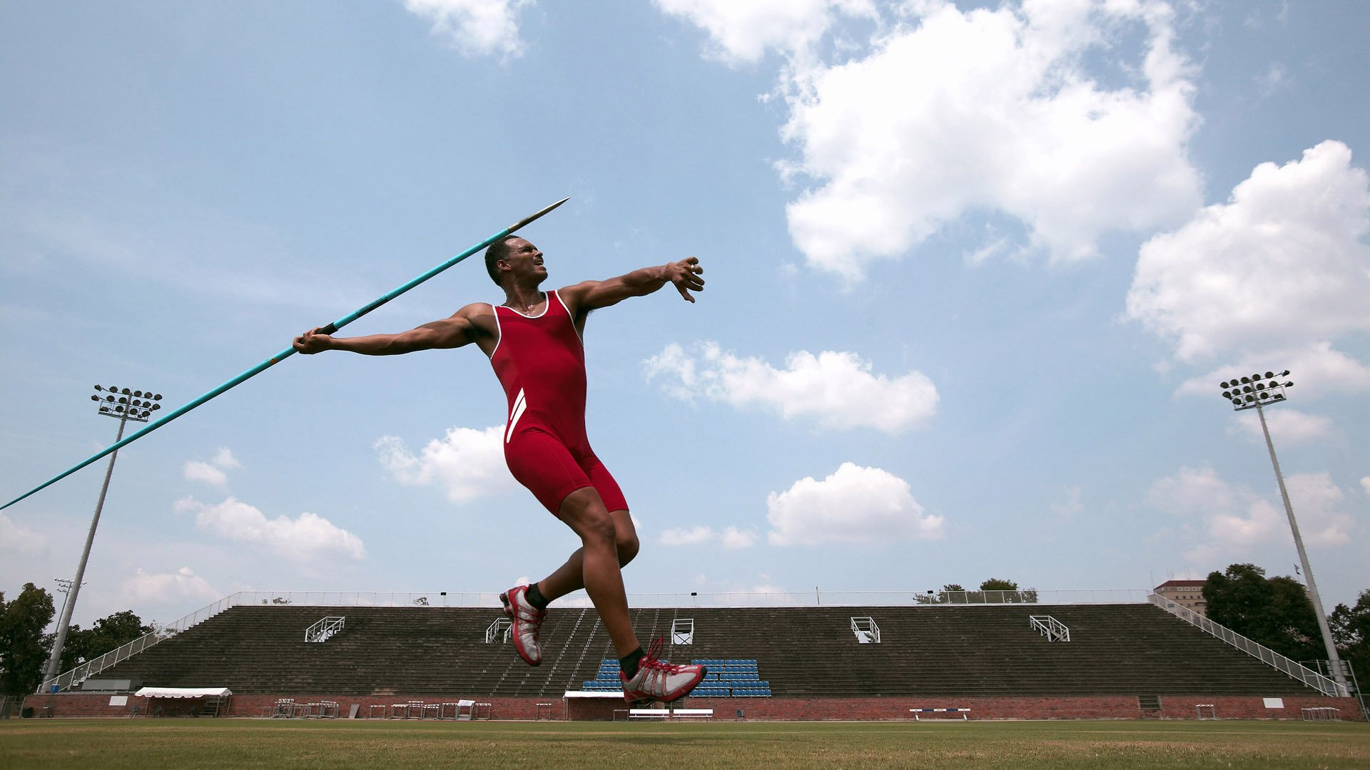 皇马青训持续发力，新星不断崭露头角